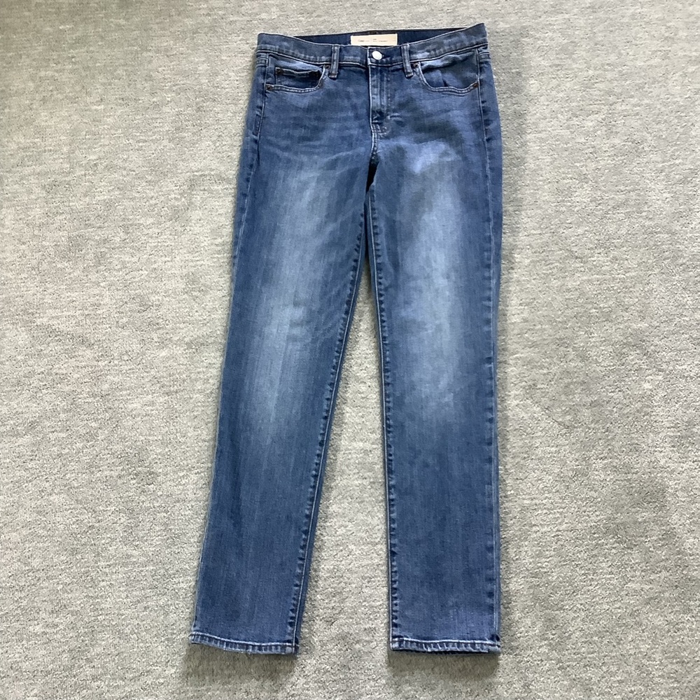 GAP Women's Real Straight Blue Jeans Sz. 29R